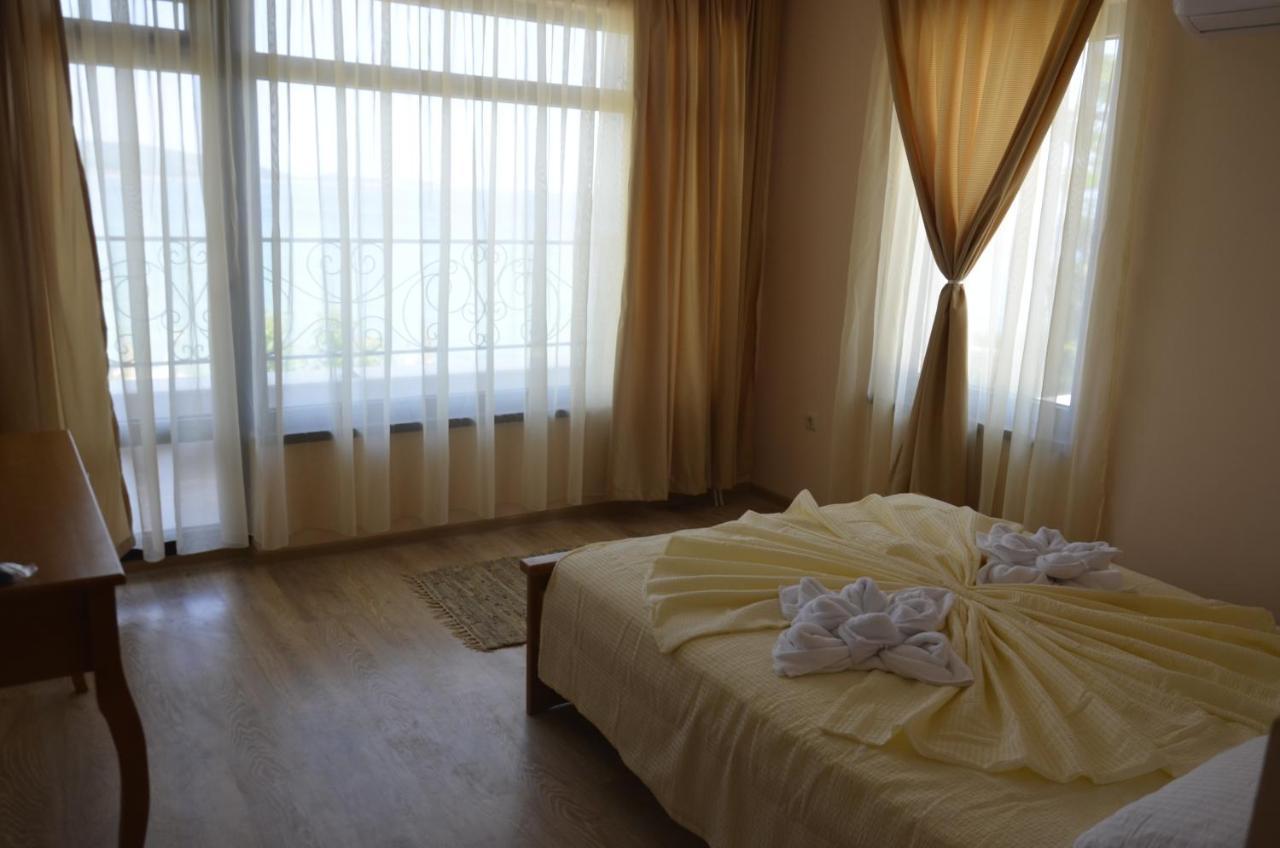 Ashram Hotel 普里莫尔斯科 外观 照片