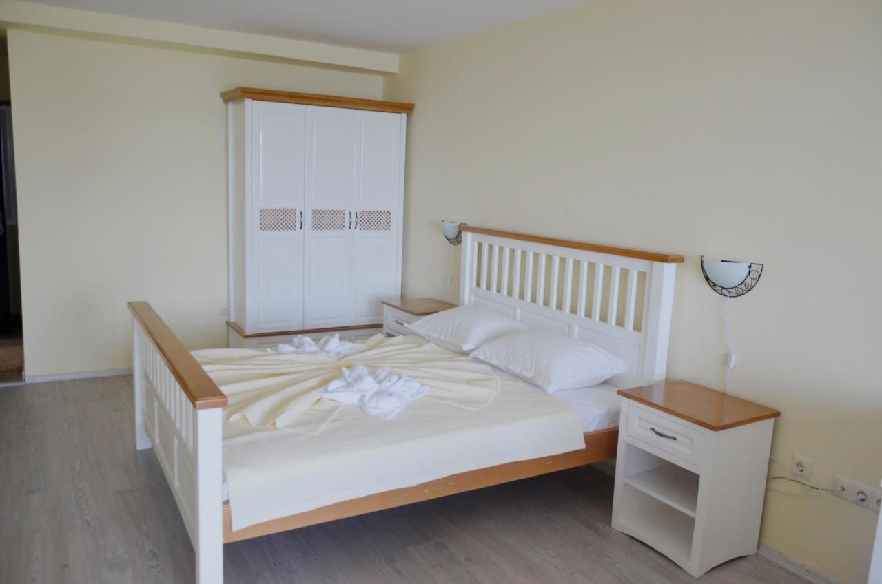 Ashram Hotel 普里莫尔斯科 外观 照片